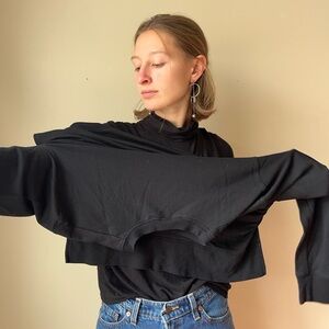 Black Cropped Sweatshirt